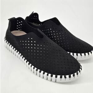 Ilse Jacobsen Tulip 139 Slip On Laser Cut Flexible Sole Black Flats EU 36 US 6